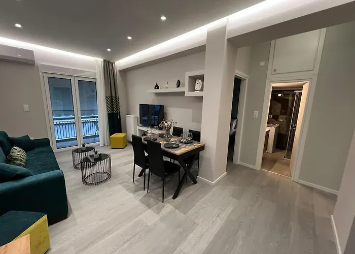 Luxury Apartment Near Acropolis